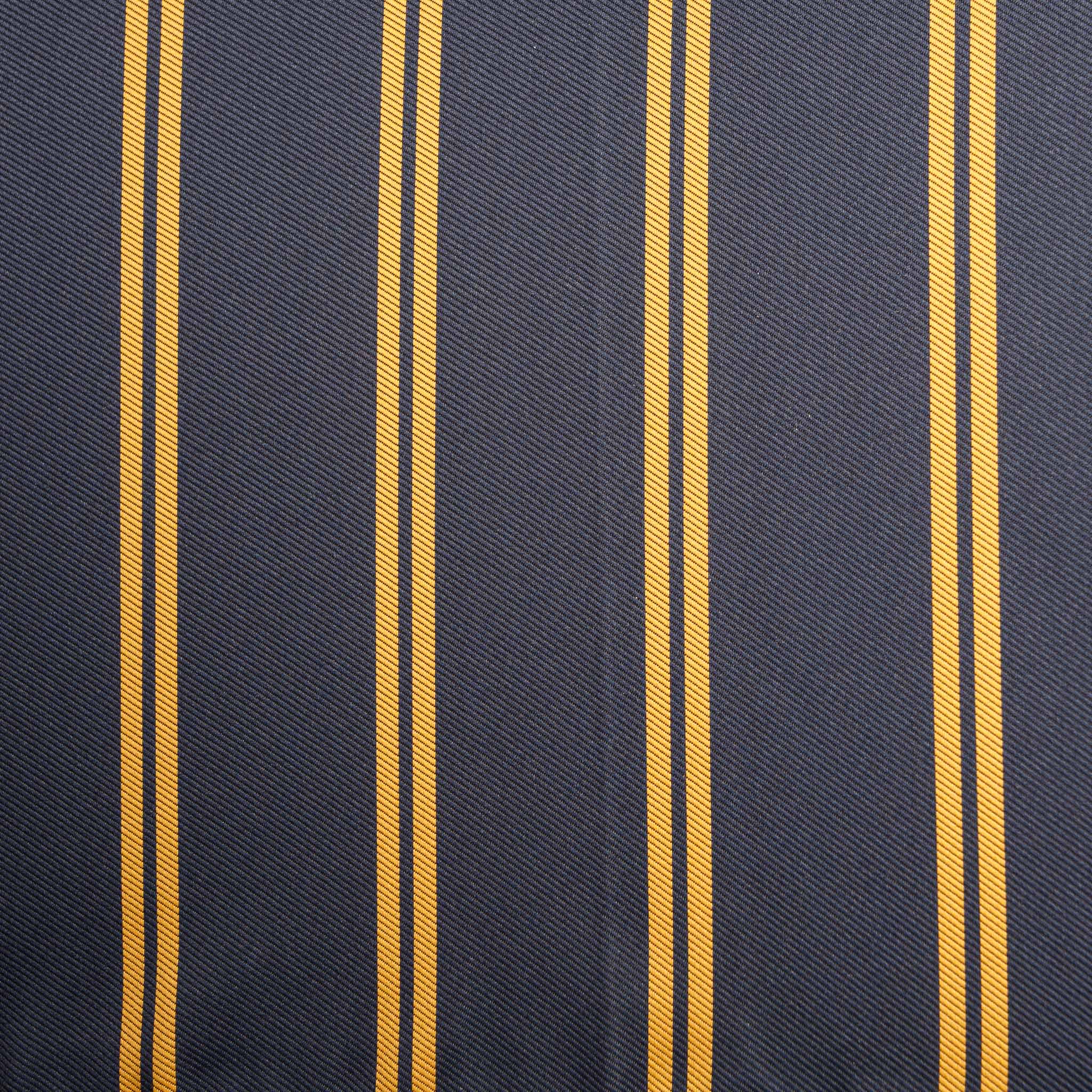 Italian-luxury-umbrella-fabric-bespoke-service