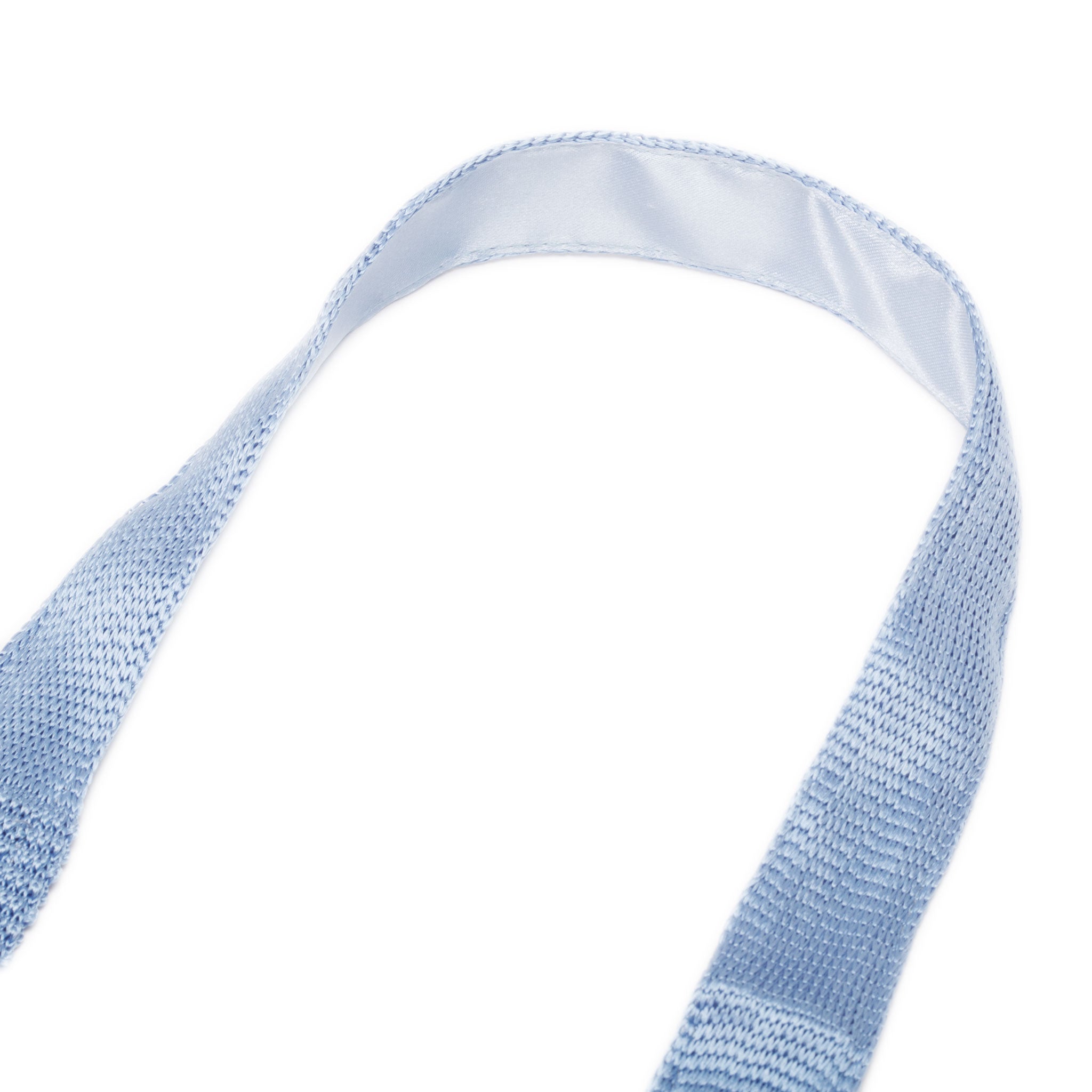 light-blue-knitted-silk-tie-handmade-in-italy