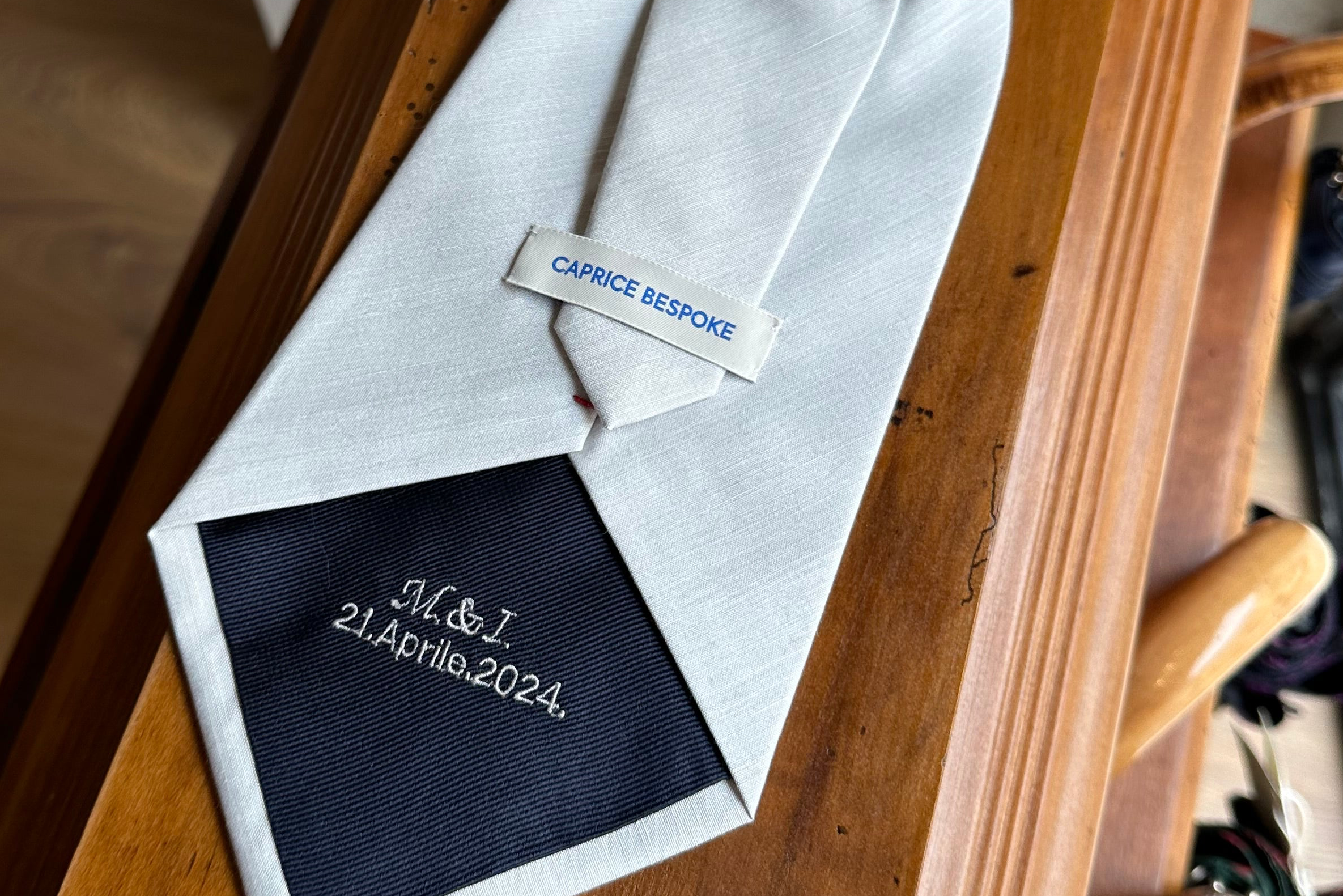pearl-grey-plastron-personalized-for-wedding-with-initials-and-date