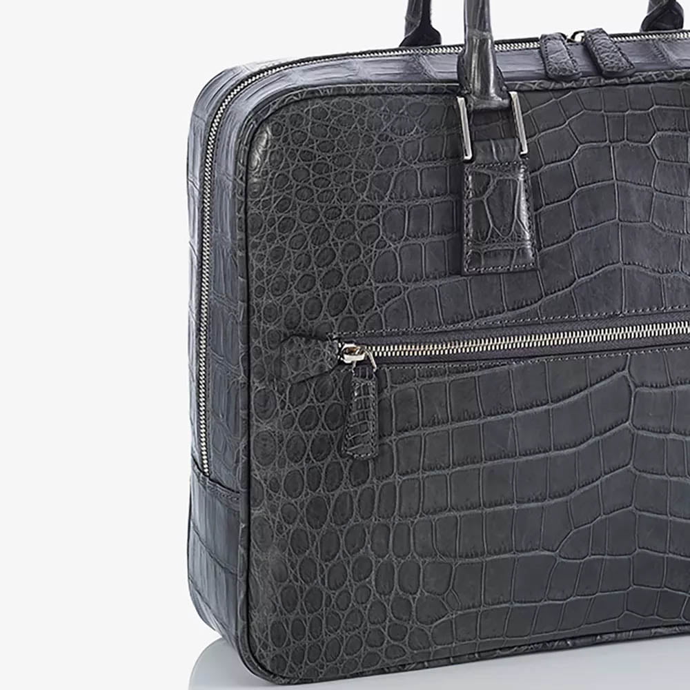 italian-crocodile-leather-document-holder-grey-side-detail